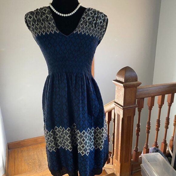 Max Studio Specialty Products Dress -- XS - Picture 1 of 5